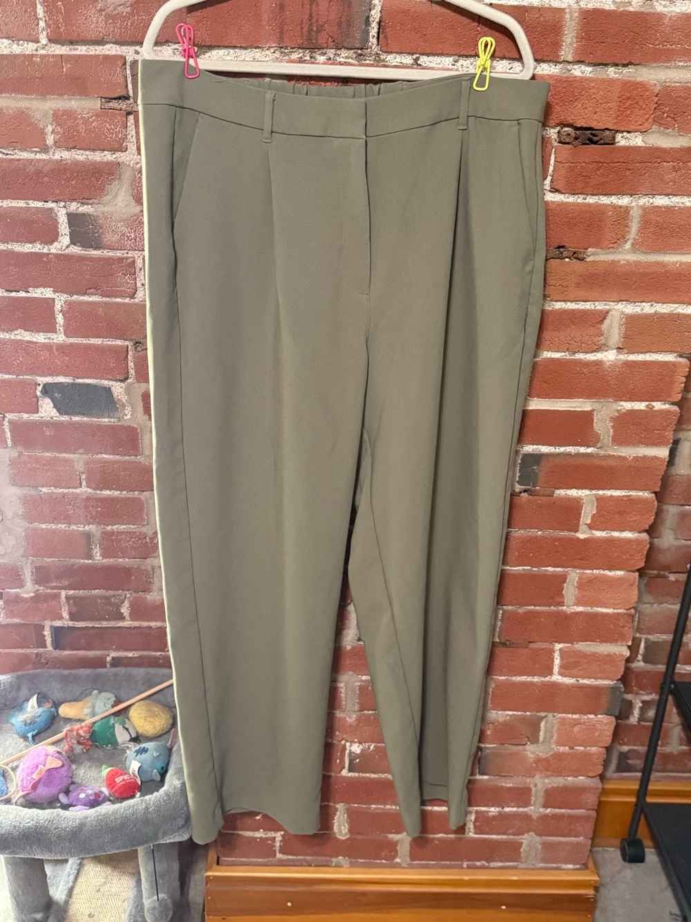 Old Navy Extra High-Waisted Taylor Wide-Leg Trouser Pants (XL Tall)